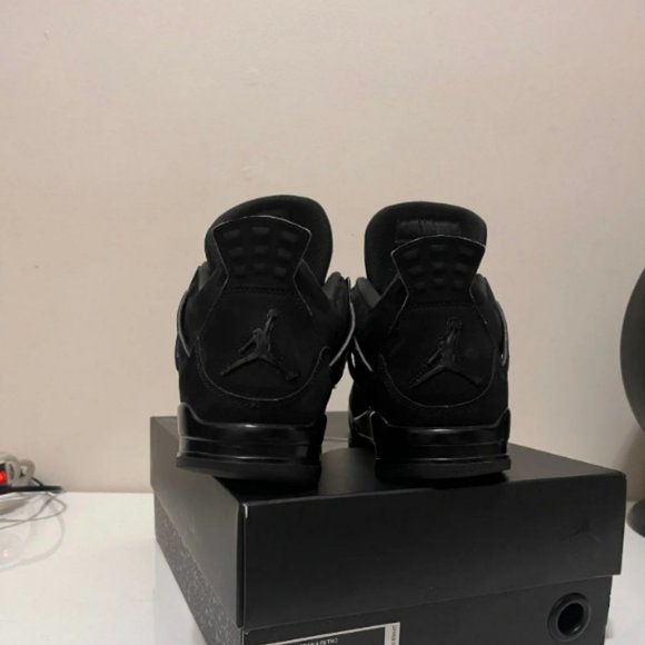 Jordan 4 Black Cat - Picture 2 of 3